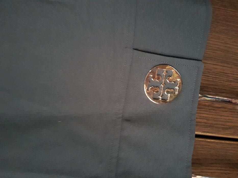 Платье фирменное