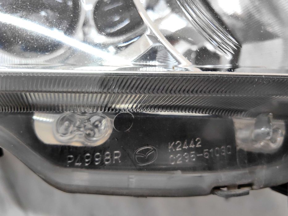 Оригинални фарове Мазда 5  Mazda 5  Xenon