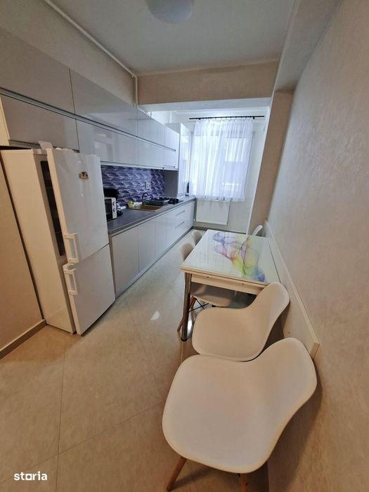 Apartament frontal la mare, cu loc de parcare in proprietate