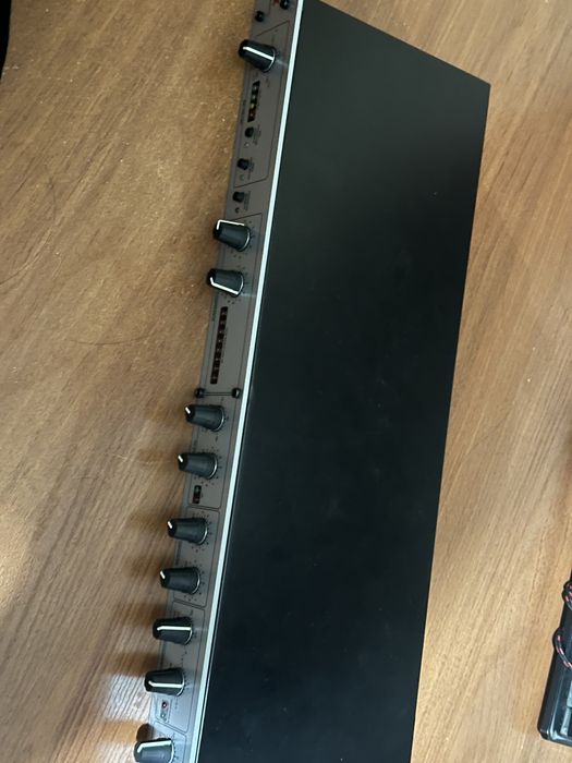 Предусилитель dbx 286s +60 дб