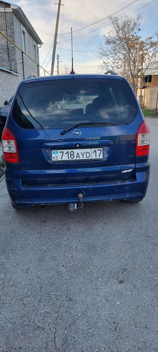 Опель зафира 2003