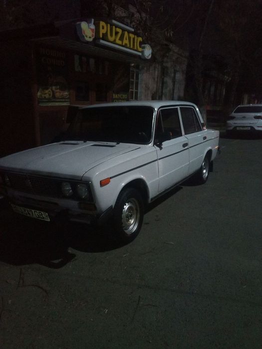 Продаётся жигули хороший состоянии белый цвет седан документ всё окей