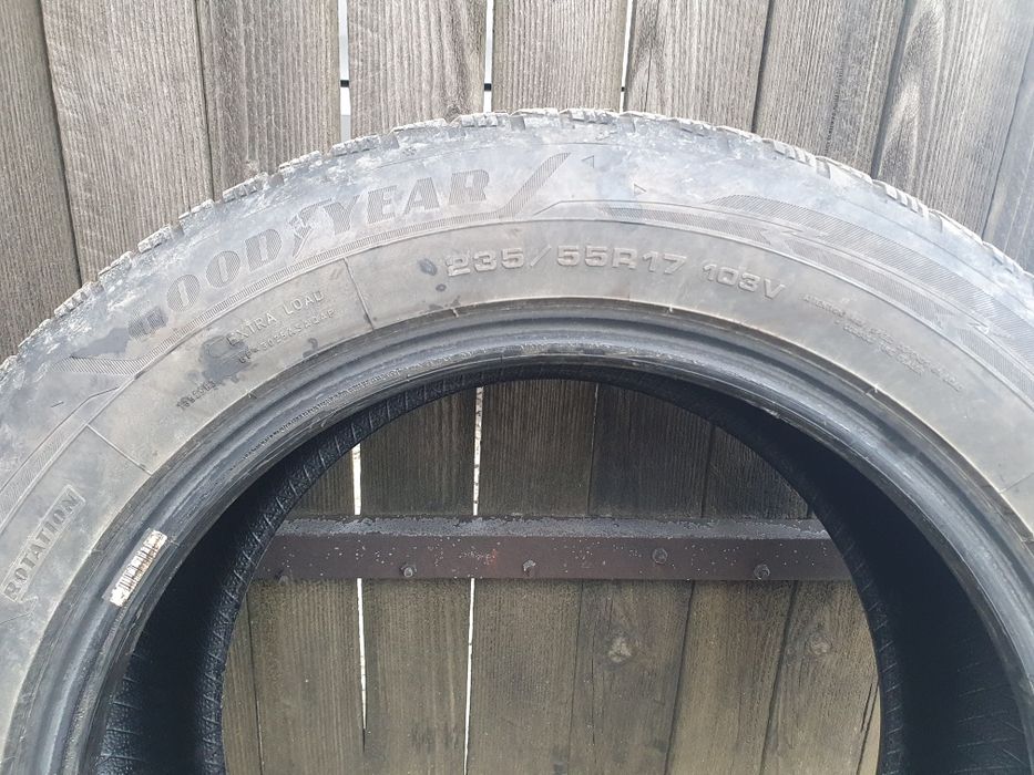 Good Year Ultra Grip 235/55/17 1 buc