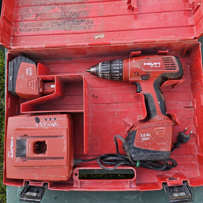 Masina gaurit/ însurubat professionala Hilti  SF 151 A