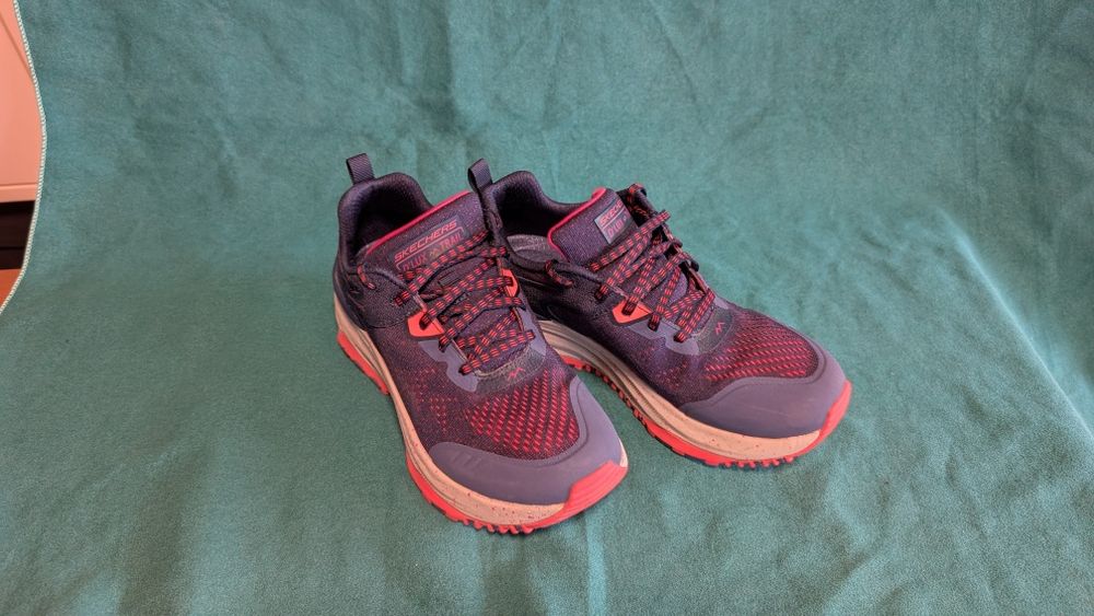 Sketchers Relaxed Fit, marimea 35.5