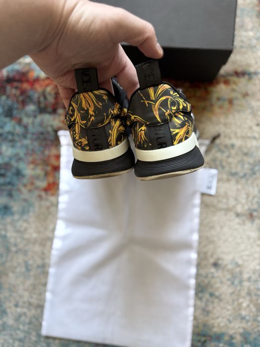 Мъжки обувки Versace