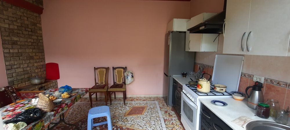 Xovli sotiladi qoraqamishda