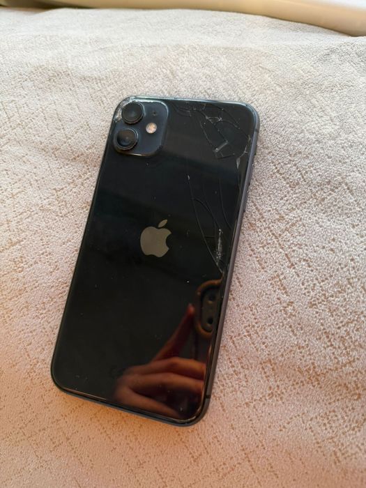 СРОЧНО!!! Продам iPhone 11
