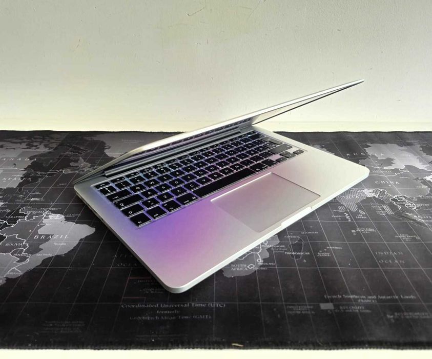 MacBook Pro 13” 2015 – Performanță clasică într-un design premium
