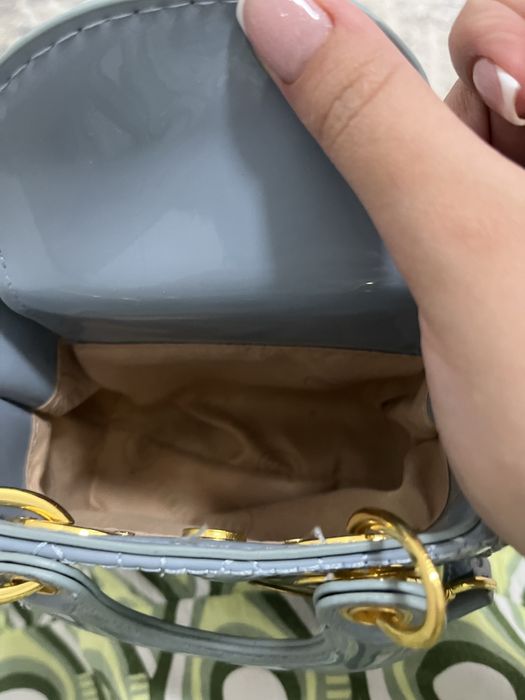 Продается мини сумка маленькая