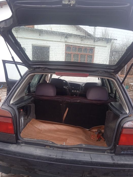 Продам машину Volkswagen Golf 3