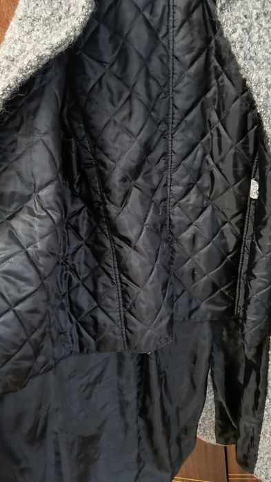 Вълнено дамско палто размер L