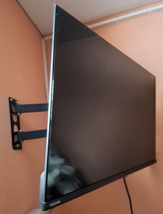 Toshiba телевизор