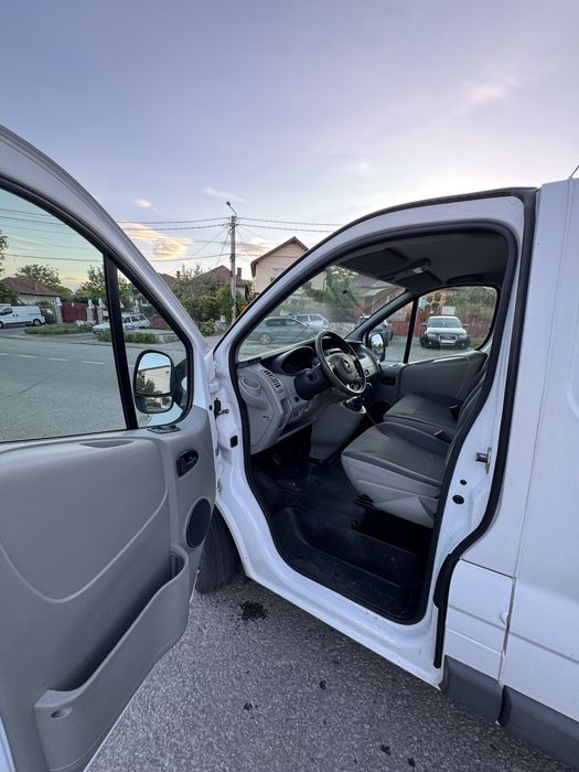 OPEL Vivaro 2013 — imagine 3