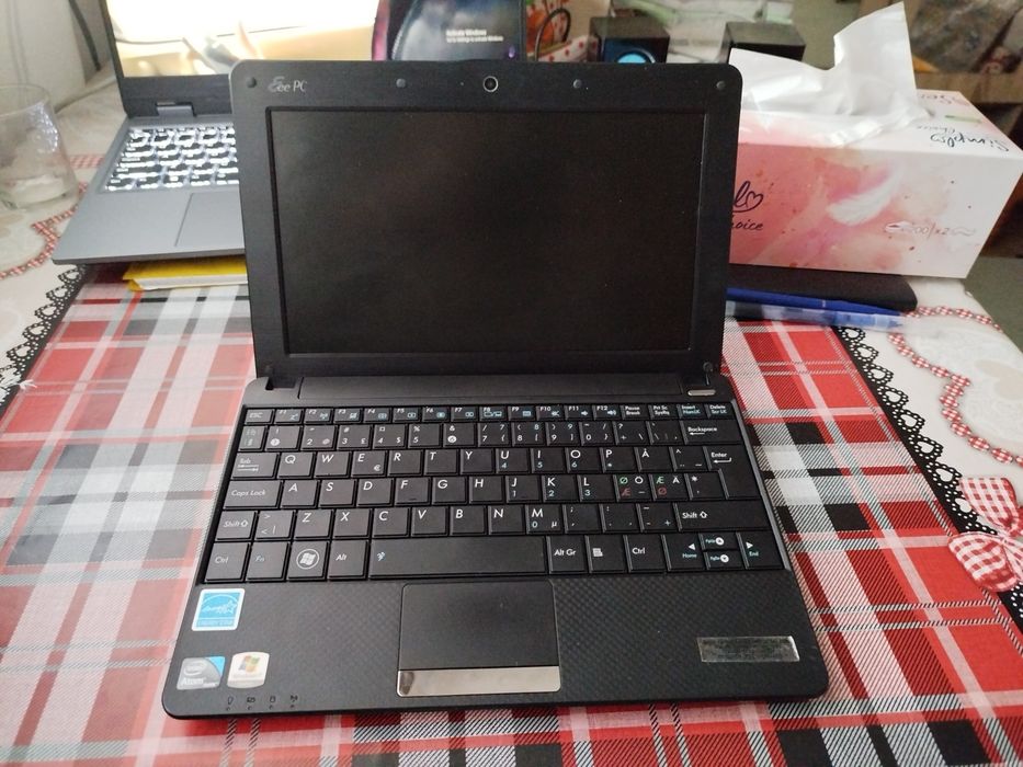 Laptop Asus Eee PC 1001PX mini laptop