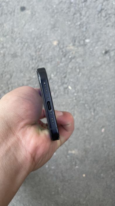 iphone 15,128гб,емкость