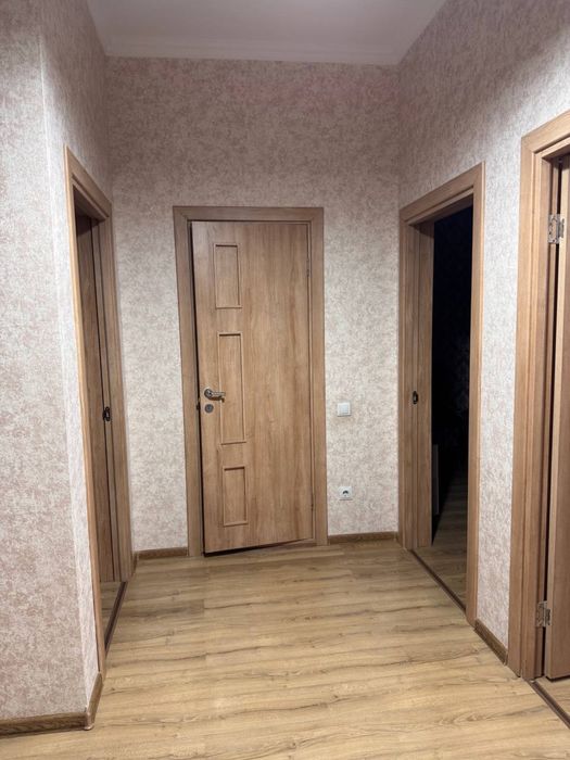 Сдаю в аренду 3 х комнатную квартиру в центе