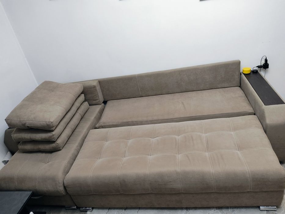 Продам диван угловой 300х140см