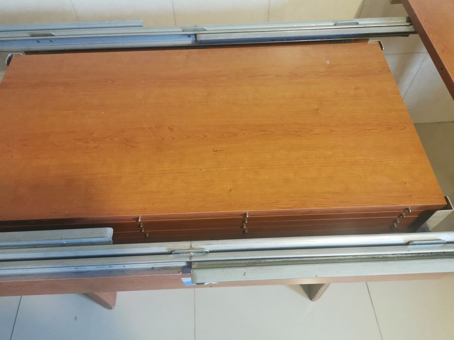 Masa extensibila+ scaune  Mobexpert