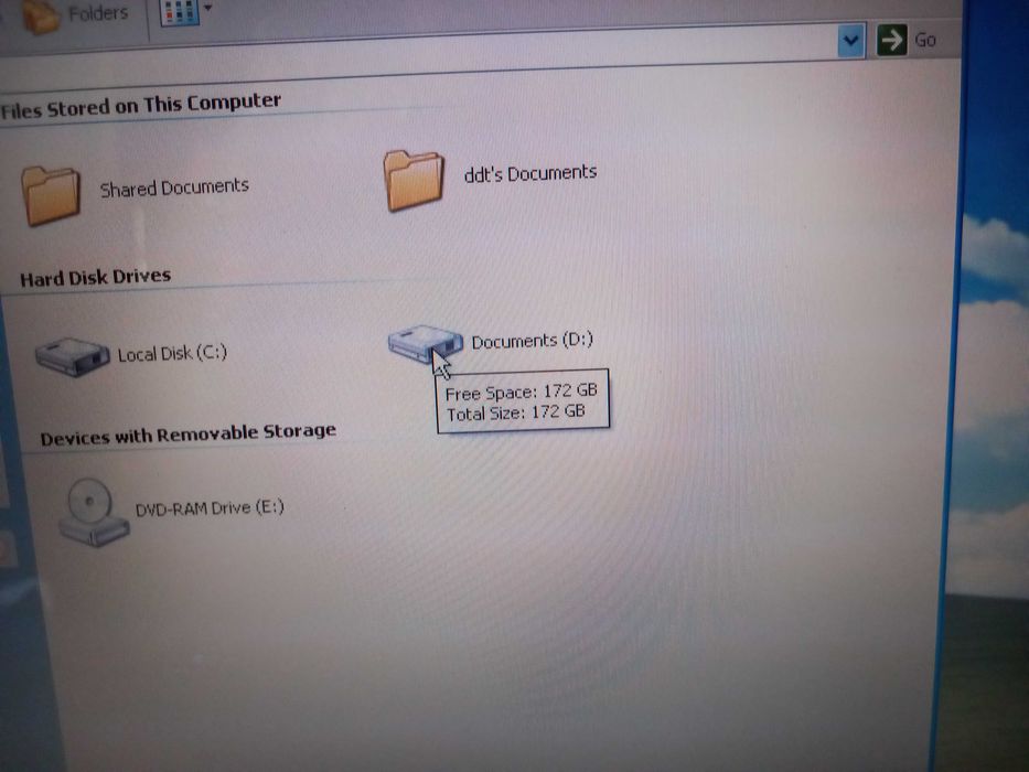 Лабтоп HP . Старичък , но работлив . 1.9ghz dual core