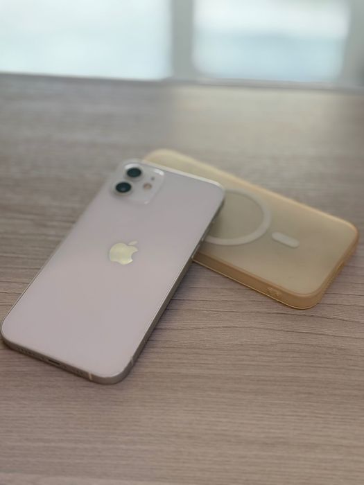 Айфон 12 без ремонт в идеале белый Iphone 12 белый цвет идеальное сост