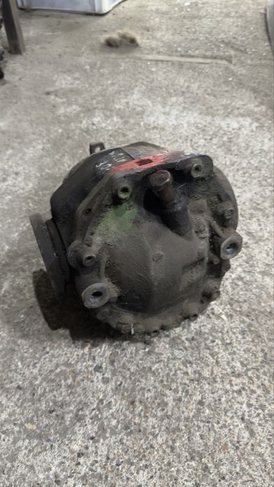 Редуктор на мерседес 210