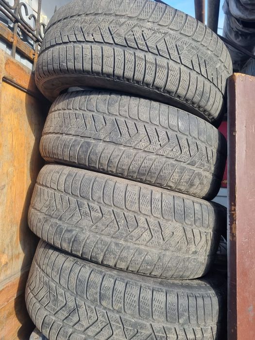 Зимние шины комплект