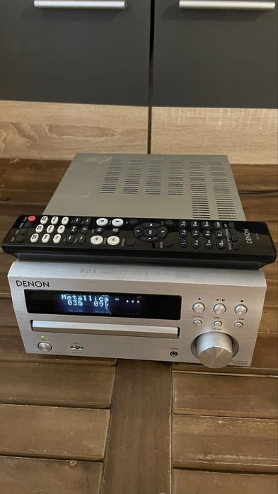 その他 DENON RCD-M40 CD RECEIVER CD RECEIVER Denon RCD-M40, în stare bună de funcționare, cu