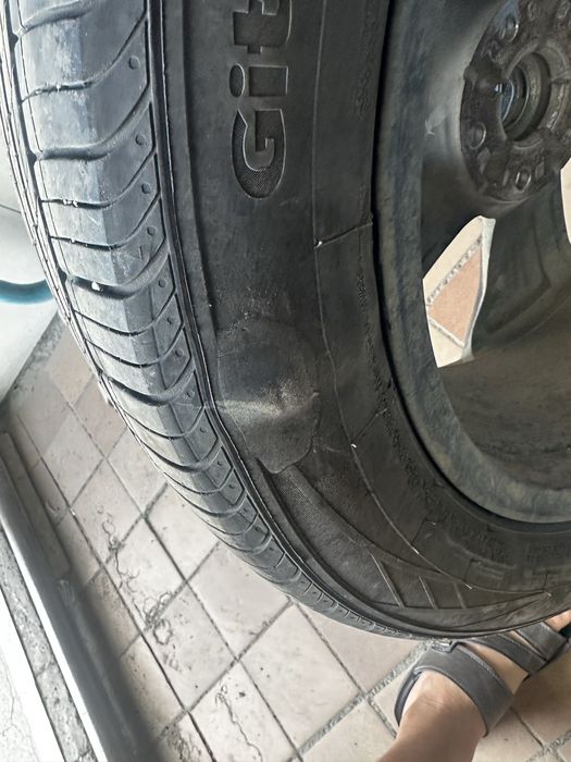 Продам летнюю резину на  19