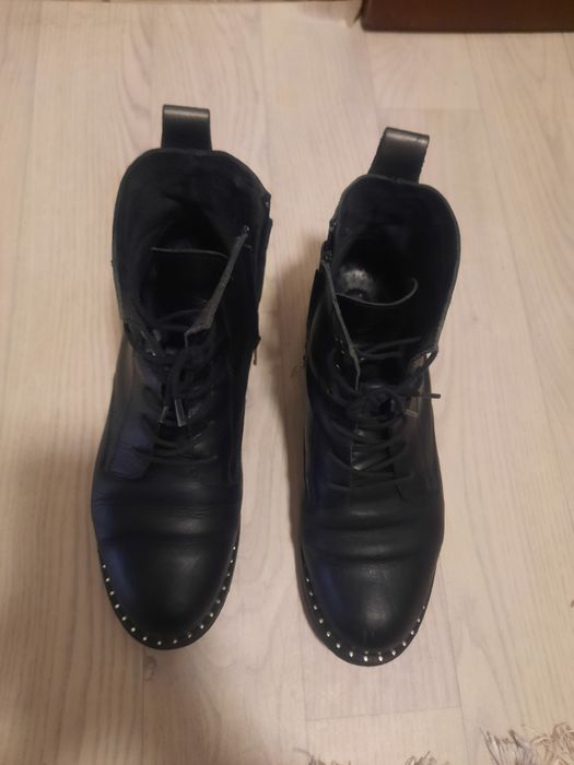 Н.- 40 боти -,дамски боти естествена кожа н.- 40-30лв.