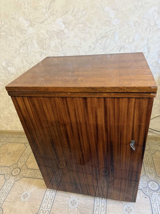 Швейная машинка Чайка-2