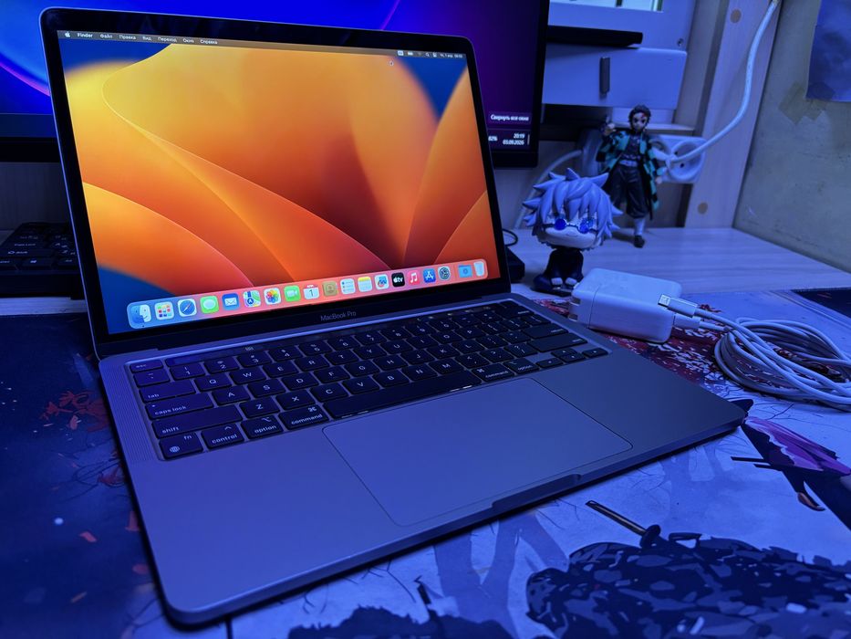 MacBook Pro 13 M2 2022 8/512 ГБ