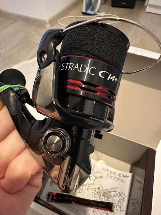 Mulinetă Shimano Stradic CI4+ 4000 FA – Ca nouă (Folosită o singură dată)