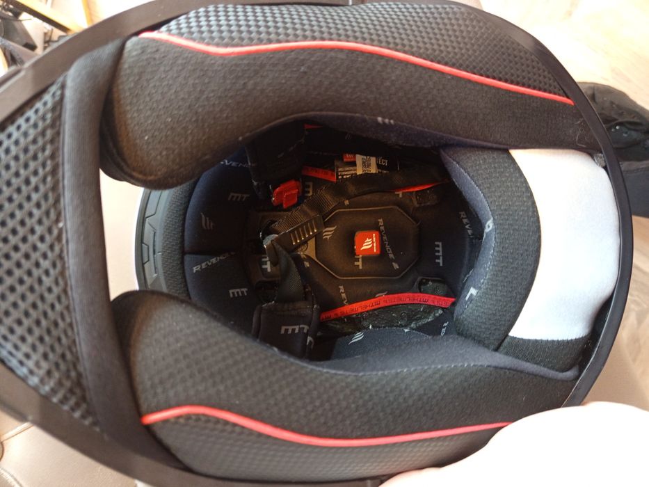 Каска mt revenge 2