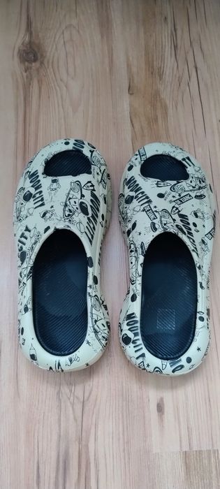 Șlapi de gumă simpatici