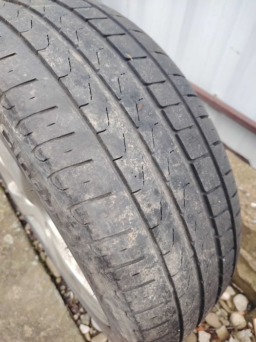 Vând jante Peugeot r17 in stare buna