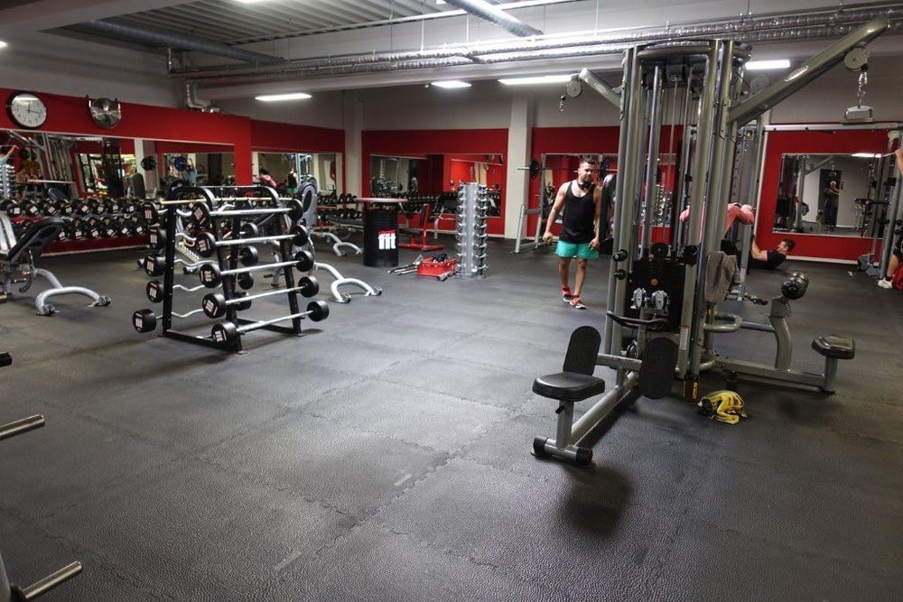 Dale cauciuc (pardoseala/podea) sali de fintess/sport-calitate Germana