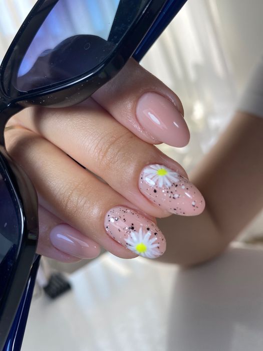 Модель для наращивания ногтей