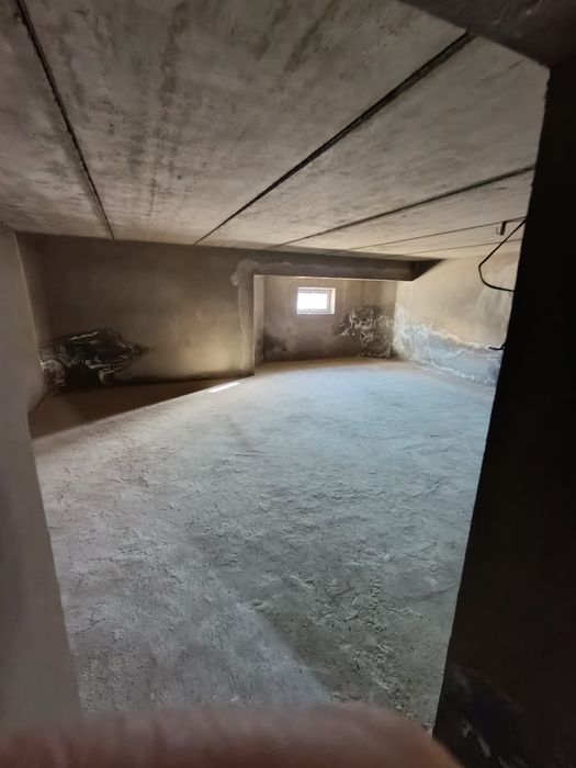 Xovli sotiladi karopka xolatida 6 sotix Aralovuldan