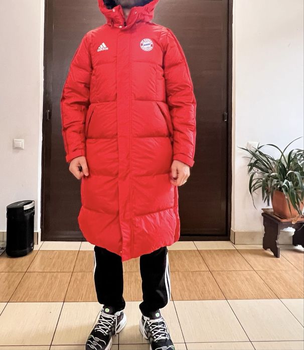 Geacǎ Adidas Bayern Munchen, lungǎ, antrenor, lungä , puf rațǎ, iarnǎ