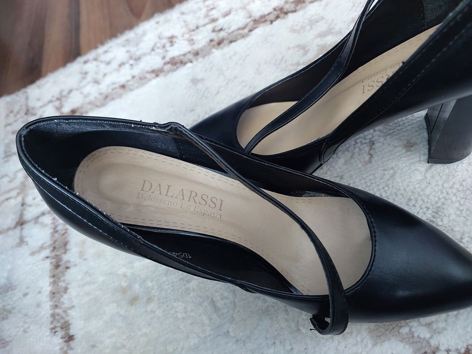 Срочно женские туфли