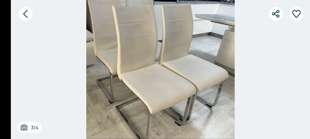 Бели кожени трапези столове