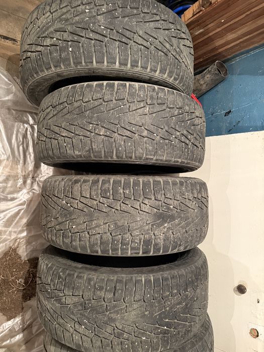 Продам б/у автошины Hakkapeliitta 7 285/50R20