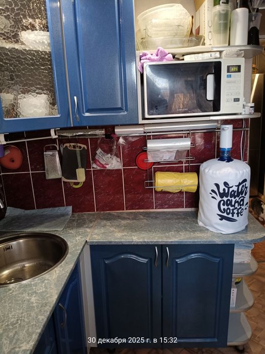 Продам кухонный гарнитур б/у