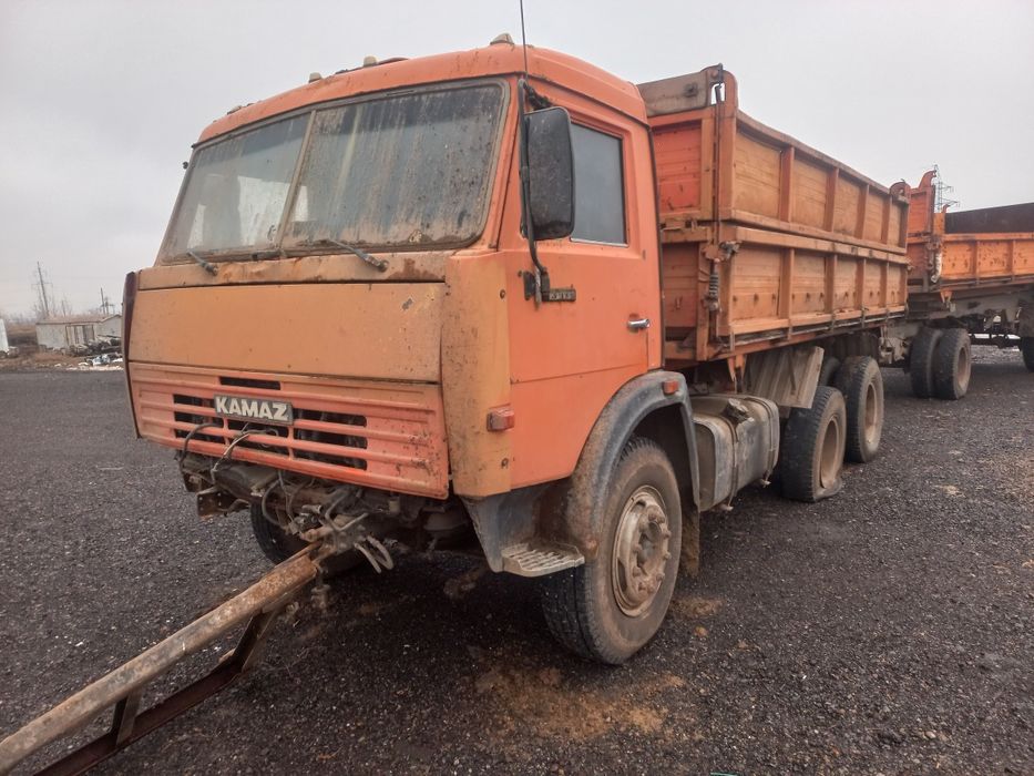 Камаз без двигателя .