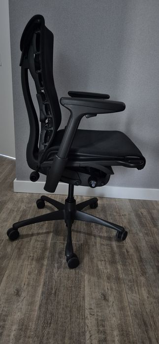 Herman Miller Embody кресло компьютерное