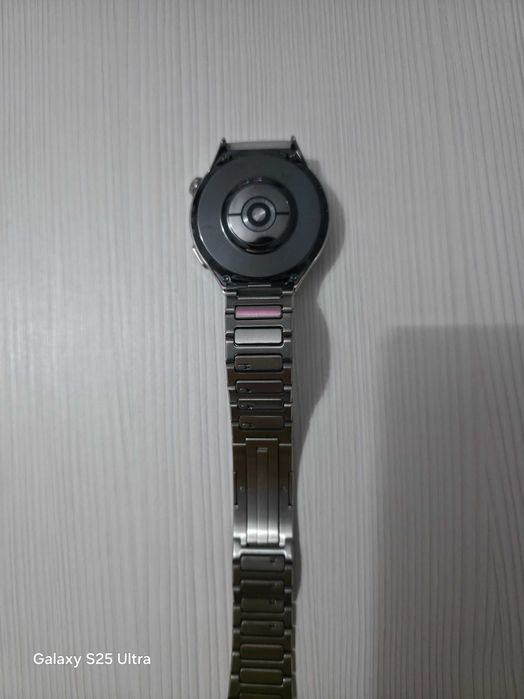 Vănd smartwatch   HUAWEI WATCH  Pro 4