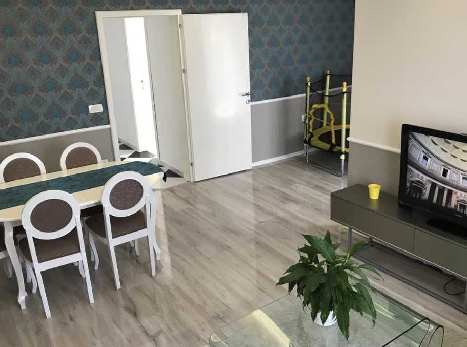 Дава се под наем Двустаен апартамент в Пловдив, Център - 48 кв.м за 153 € - Снимка #3