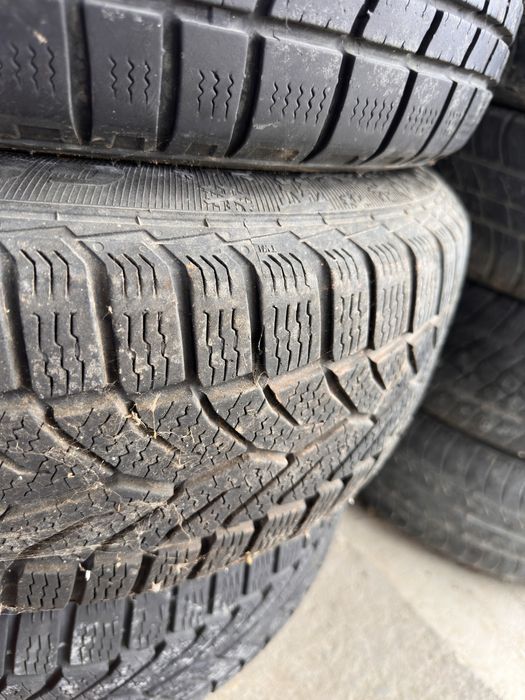 Cauciucuri de iarnă cu jante 195/65 R15