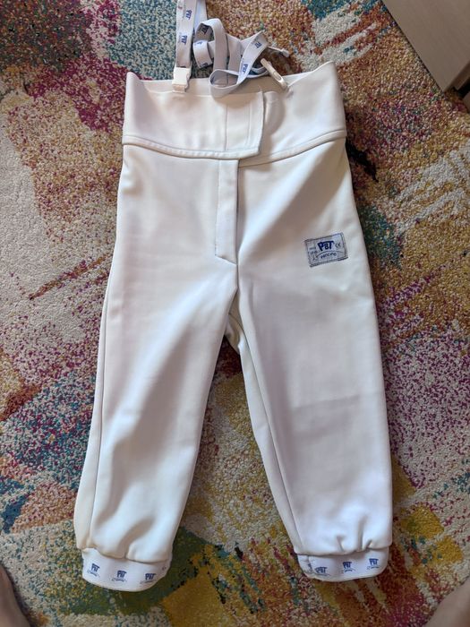 Pantaloni scrima PBT marime 152